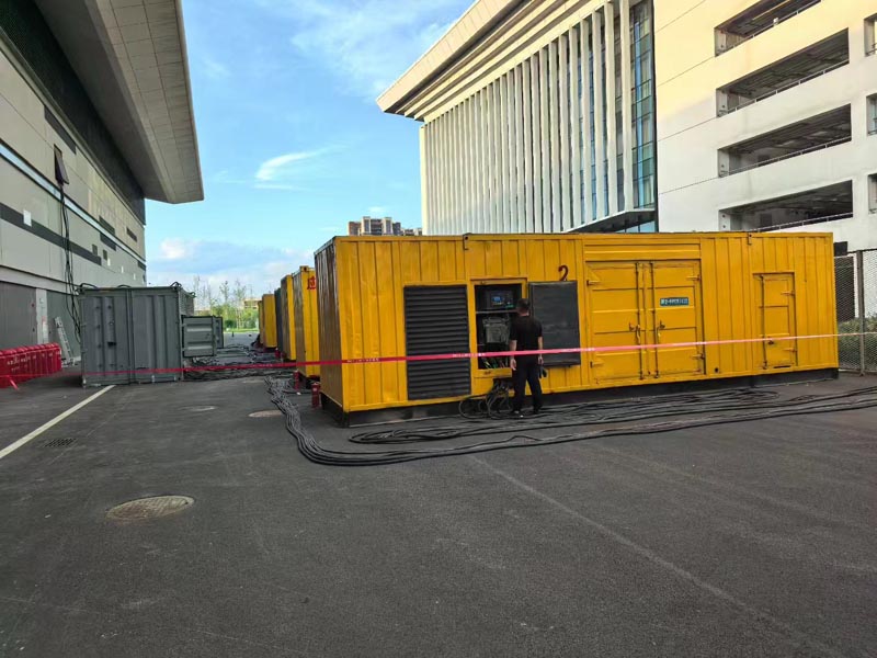 翠峦柴油发电机冬季保养注意事项？