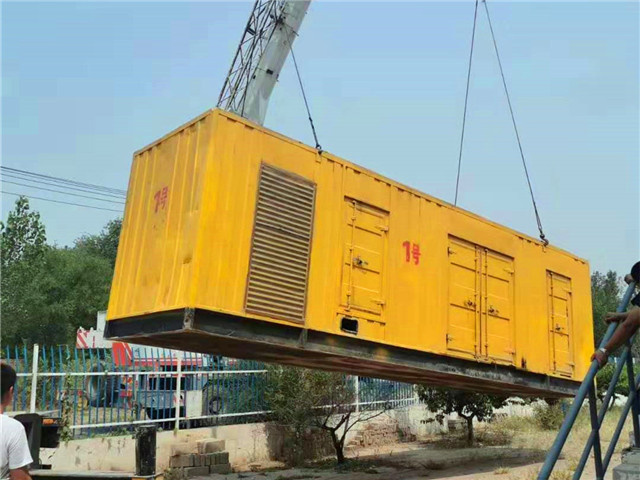 翠峦300KW柴油发电机组油耗是多少？