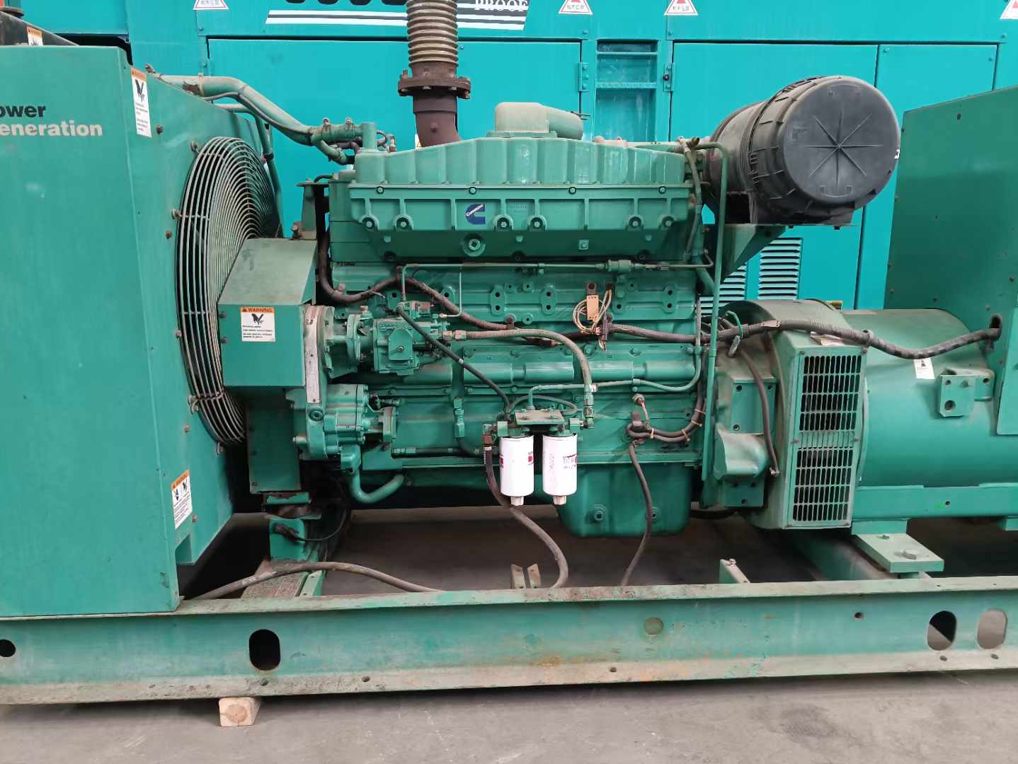 翠峦过载会对 600kW 柴油发电机组造成哪些损害？