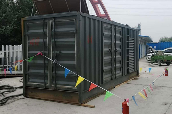 翠峦发电机租赁空气滤清器多久更换一次?